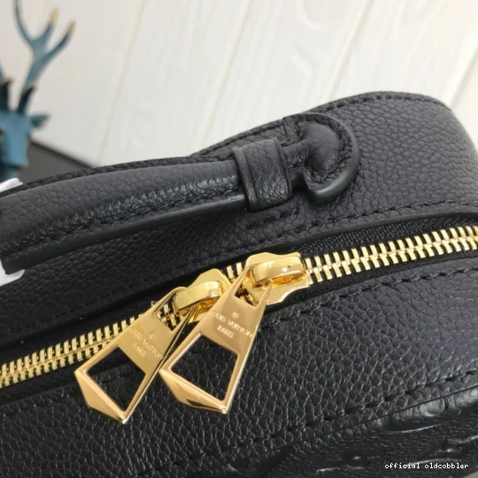 Official oldcobbler LOUIS VUITTON SAINTONGE 0816